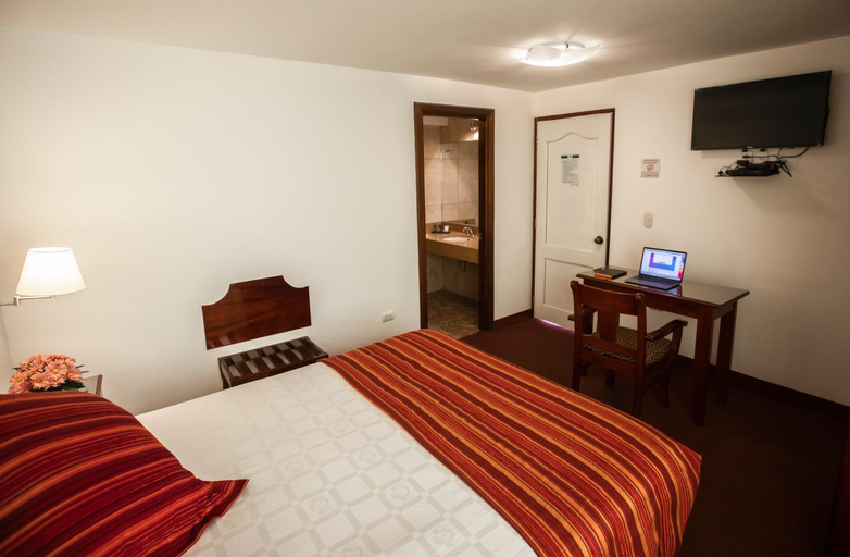 Bedroom 3, Hacienda Plaza de Armas, Puno