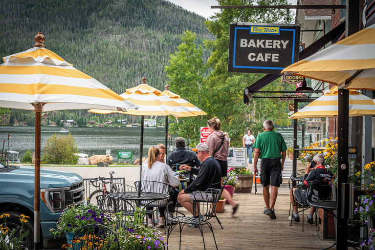 Food & Drinks 5, Spirit Lake Lodge, Grand