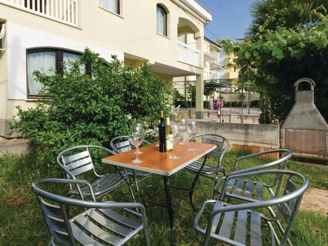Others 5, Apartments Ciovo - Standard Two Bedroom Apartment A4, Okrug
