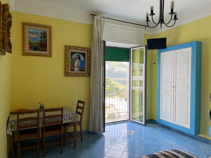 Bedroom 4, Dimora Carlo III, Salerno