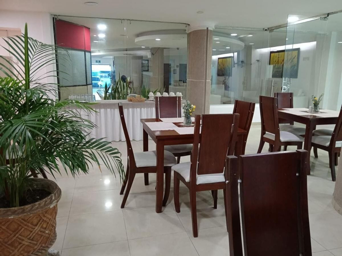 Food & Drinks 5, Hotel Charthon, Barranquilla
