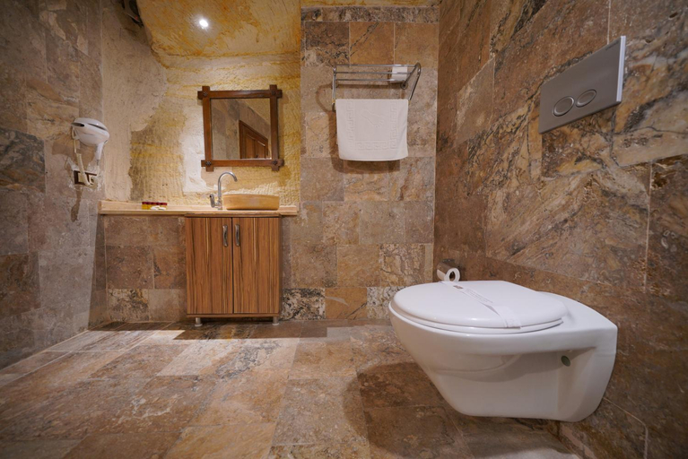 Bathroom 2, Emit Sakura Cave Hotel, Nevşehir