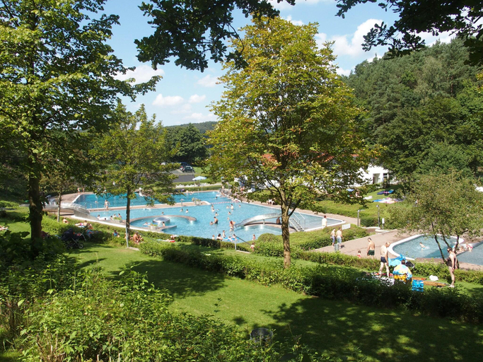 Others 3, Holiday home in Reimboldshausen with balcony, Hersfeld-Rotenburg