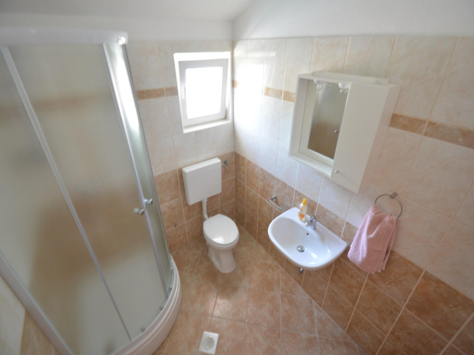 Bathroom, Capacious Holiday Home in Maslenica, Jasenice