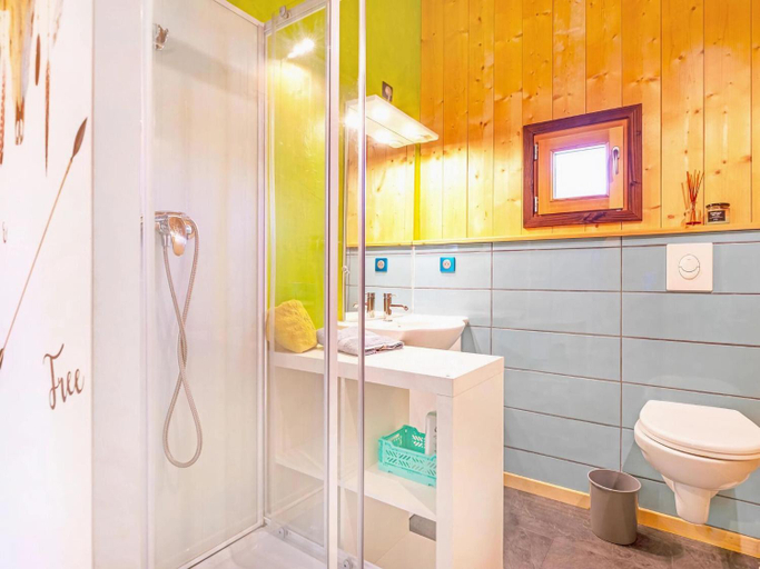 Bathroom 3, Chalet in Moulin with Sauna Stunning Views, Savoie