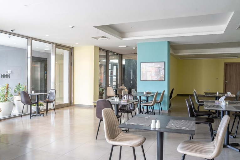 Food & Drinks 5, Liv Weibdeh Hotel Suites, Wadi Essier