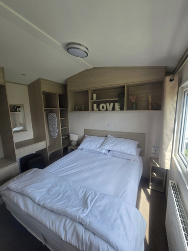 Room 3, Caravan Kirsty 3 Bedroom, Denbighshire