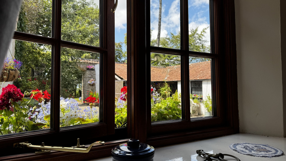 Others 4, Monkleigh Coachmans Cottage 1 Bedroom, Devon