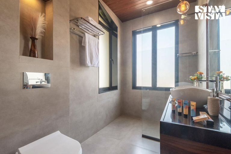 Bathroom 3, StayVista at Evara Villa, Pune
