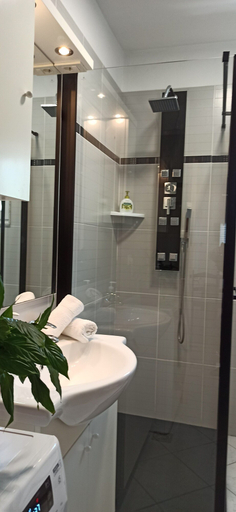 Bathroom 3, Apartments Desa Petric, Hvar