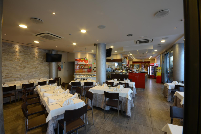 Food & Drinks 5, Kiara Residence, Teramo