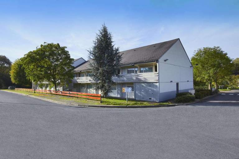 Others 5, Campanile NATURE - Vierzon, Cher