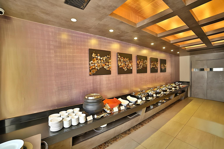 Food & Drinks 3, Hotel G Express, Ahmadabad