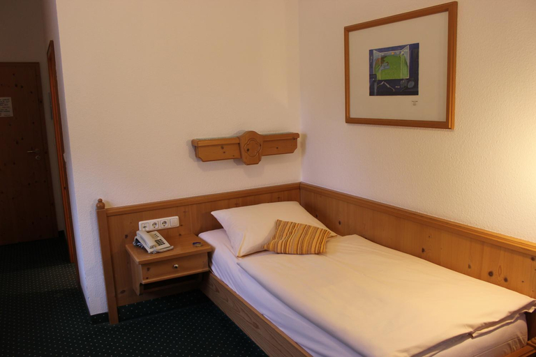 Bedroom 2, Hotel Lay-Haus, Zwickau