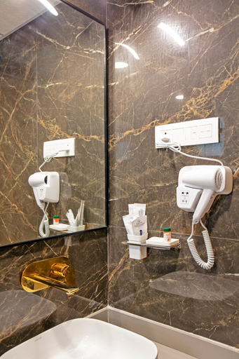 Bathroom 4, Grand Continent Dwarka, Devbhumi Dwarka