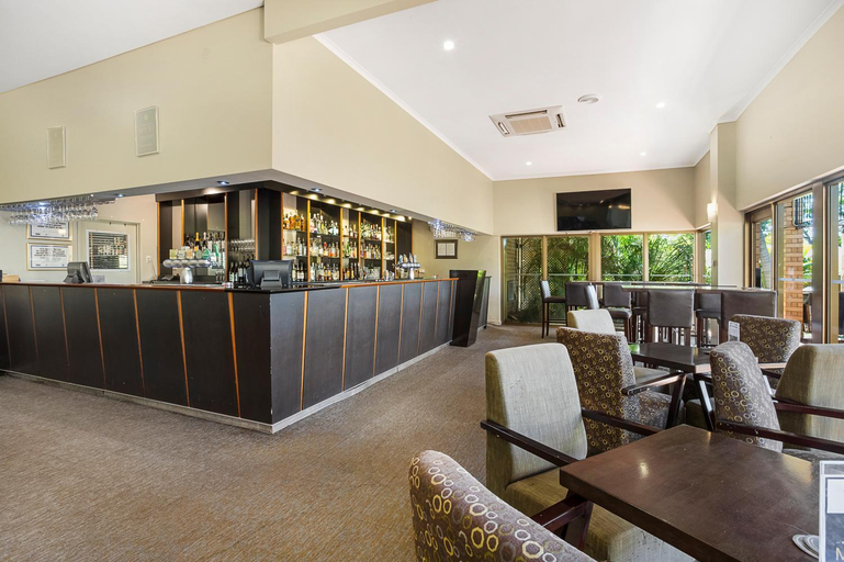Food & Drinks 5, Karratha International Hotel, Roebourne