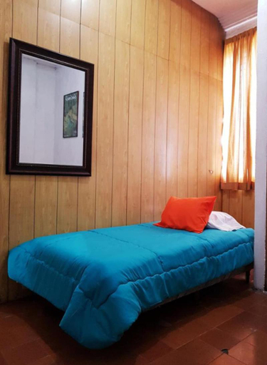 Others 4, Hotel Metropolitano, ZONA 1