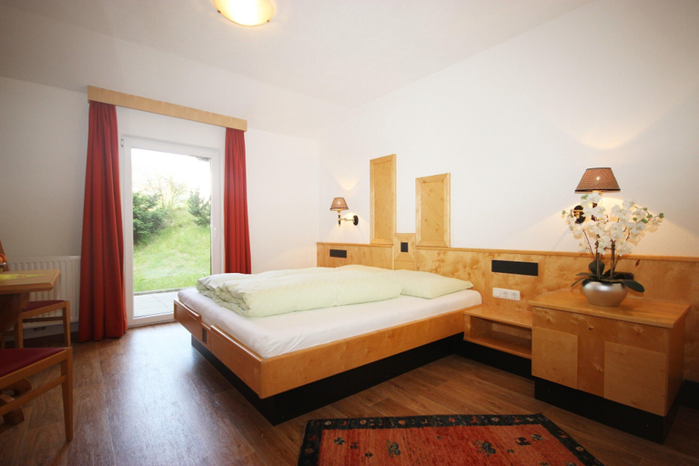 Bedroom 2, Apartment in Ischgl With a Balcony, Landeck