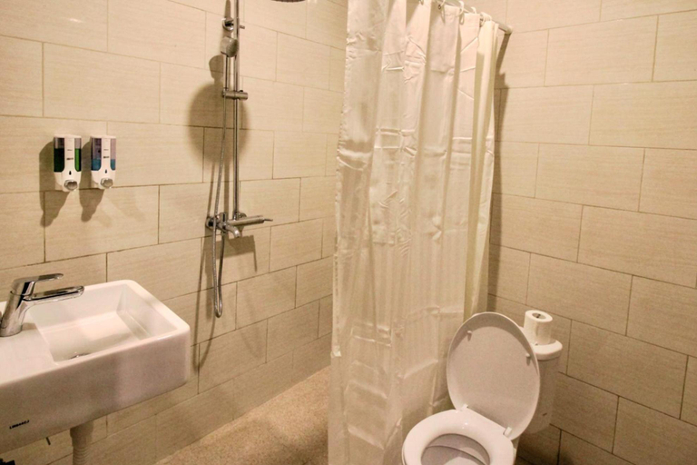 Bathroom 5, AB Hotel Kuta, Badung