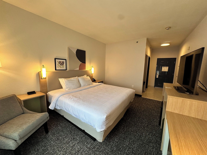 Bedroom 4, Spark by Hilton Guilford, New Haven