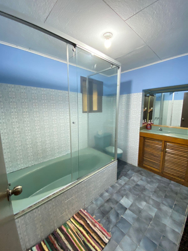 Bathroom 4, Carolina Hostel, San José
