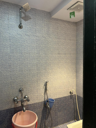 Bathroom 5, C P Hotel, Satara