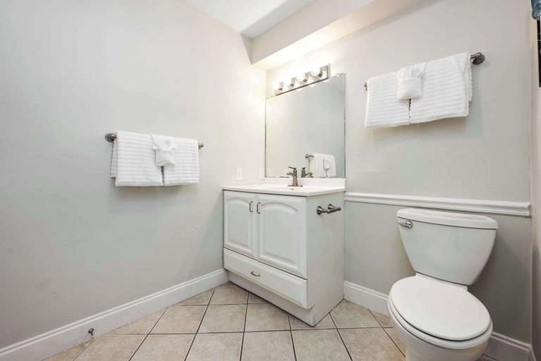 Bathroom 3, Harbor Seahorse - Outdoor Deck & Boat Dock, Okaloosa
