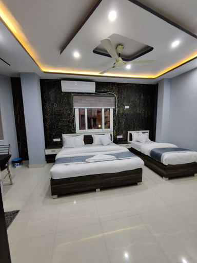 Bedroom 2, Hotel Nanak Place, Varanasi