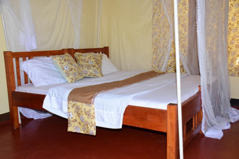 Others 3, Hostel, Meru