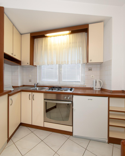Others 4, Apartmani Biser, Tučepi