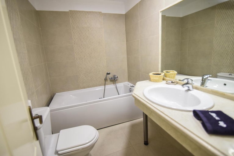 Bathroom 2, Guesthouse likoria, Central Greece