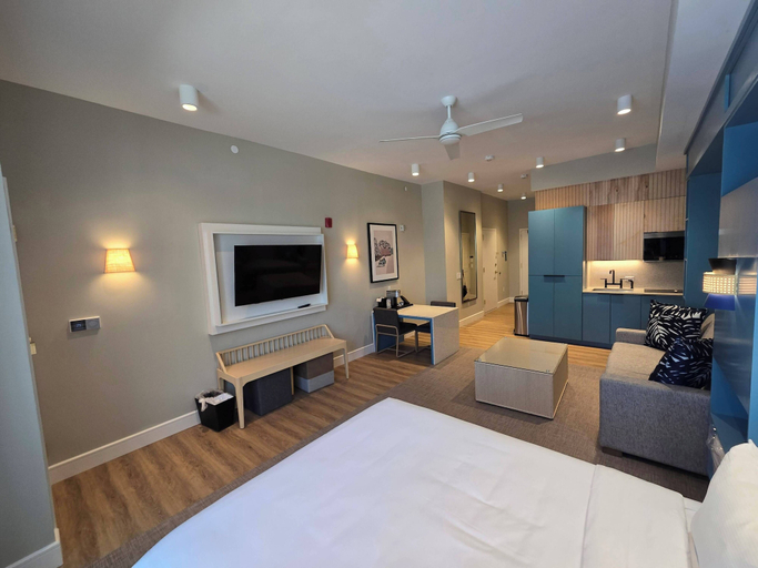 Room 3, Go 29 Margaritaville Studio, Osceola