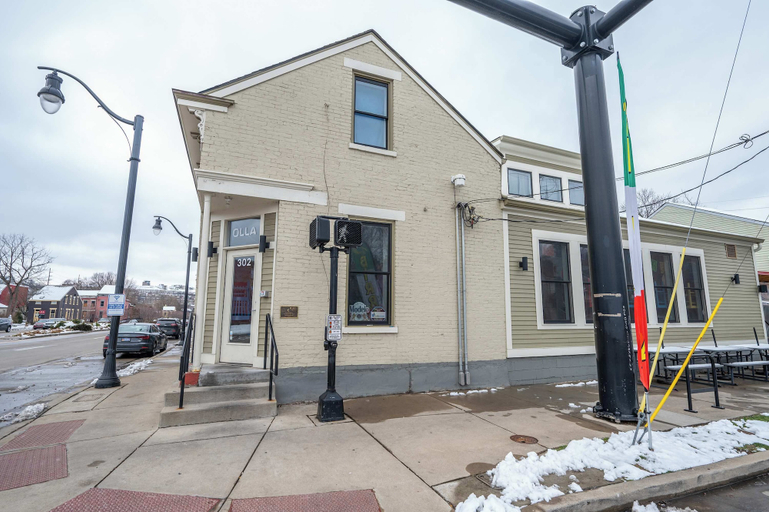 Exterior & Views 2, Luxe Spot 2, Kenton