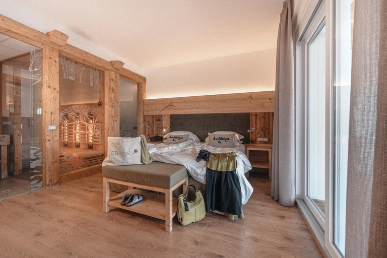 Bedroom, Cristallo Sport & Wellness Hotel, Trento