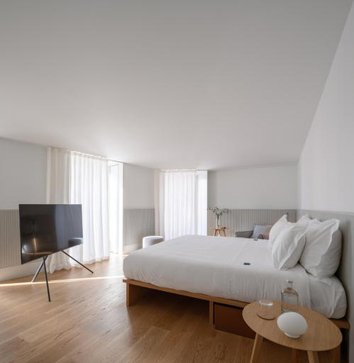 Bedroom 2, Montecarmo 12 - Design Boutique Hotel, Lisbon