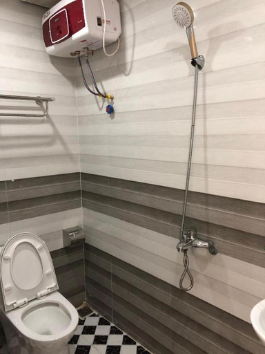 Bathroom, Ngoc Linh Cat Ba Hotel, Cát Hải