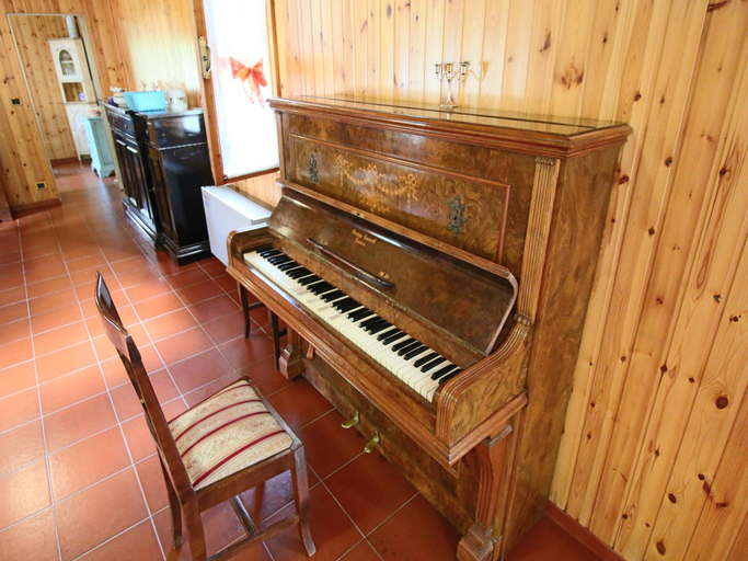 Others 4, Chalet in Umbria with Private Pool, Perugia