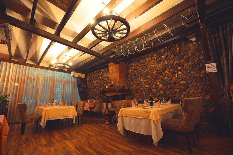 Food & Drinks 4, Hotel Pinocchio, Priština