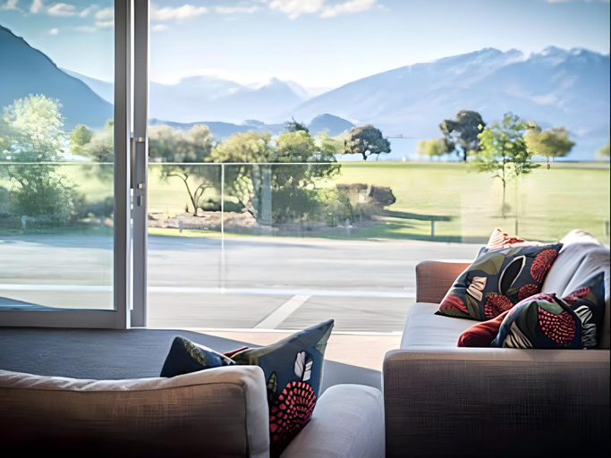 Others 2, Brownston Street - Sleeps 8 - Central Location, Queenstown-Lakes