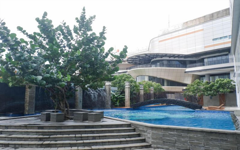 Exterior 4, Comfy And Classic Studio At Grand Sungkono Lagoon Apartment, Surabaya
