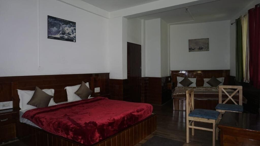 Room 1, Green Valley Kasol, Kullu