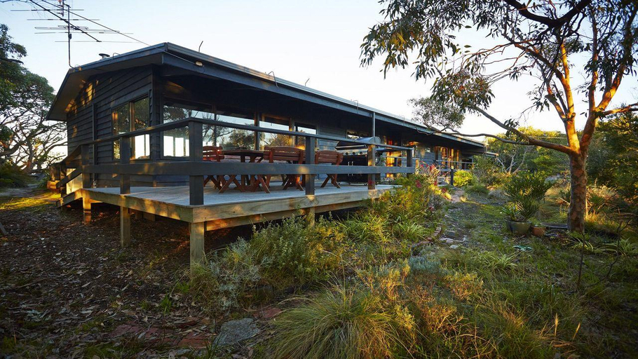 Others 4, Ediths House, Surf Coast - West