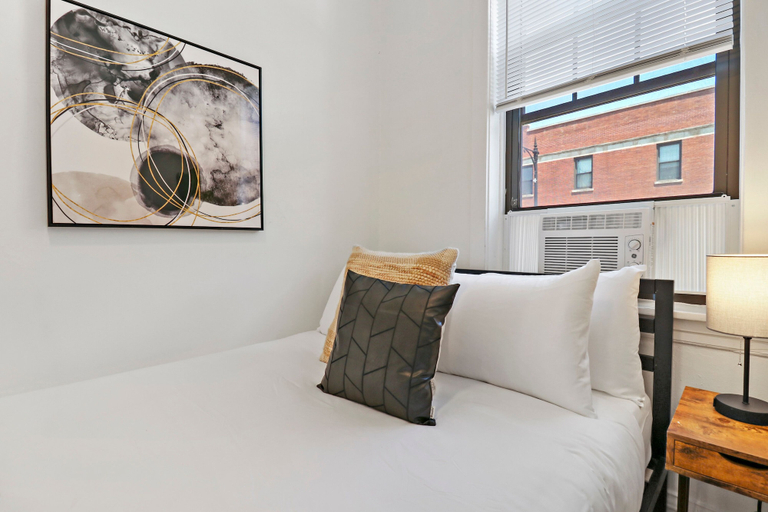 Others 5, Stylish 2BR - Clark 2, Cook