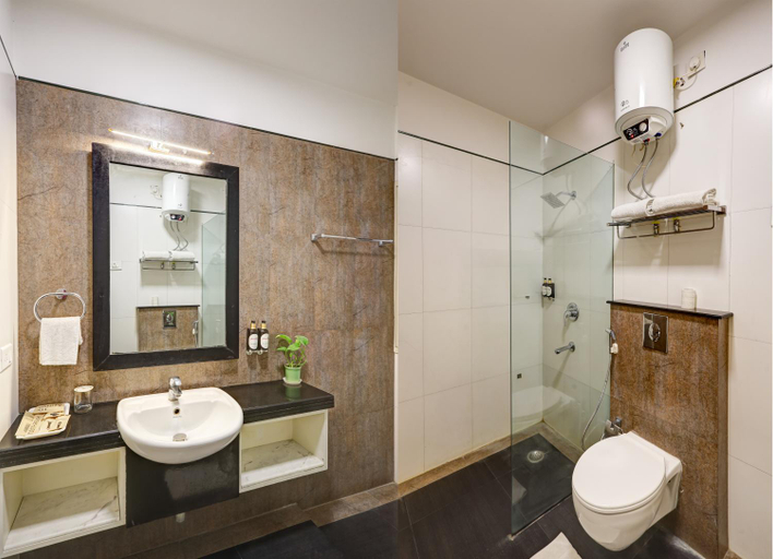 Bathroom 4, Stately Suites - Golf Course Road, Gurgaon
