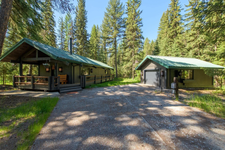 Exterior & Views 2, Glen Lake Cabin in the Woods, Lincoln