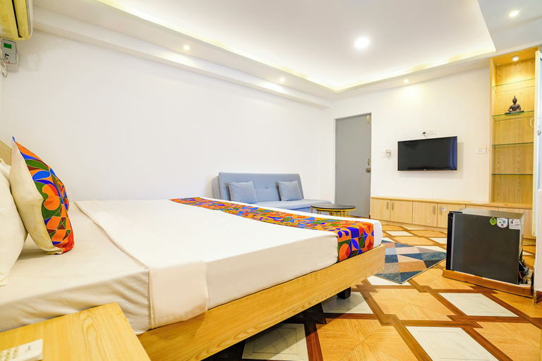 Bedroom 3, Fabhotel Vibes, North Goa