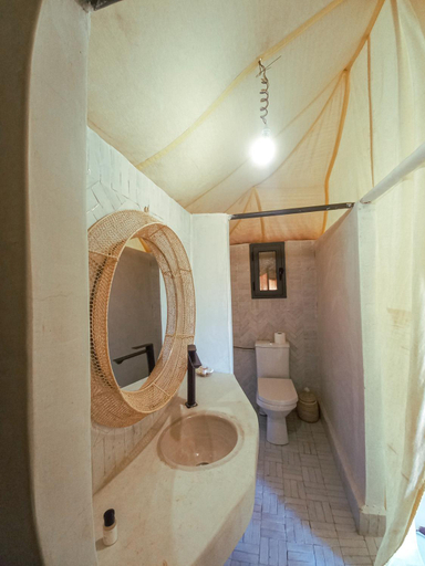 Bathroom 3, The Luxury ERG Safari Camp, Errachidia