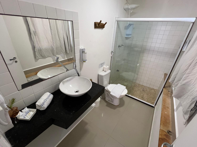 Bathroom 4, Villaggio Orizzonte, Salvador