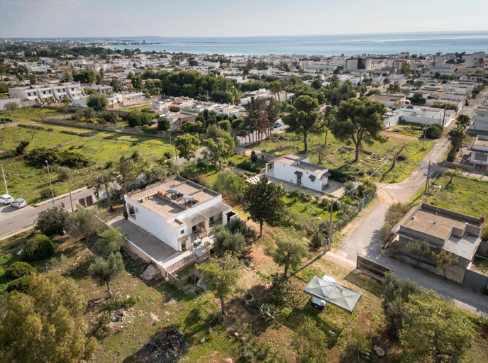4, Villa Acqua Azzurra Con Parcheggio Privato e Clima, Lecce