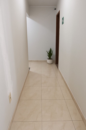 Hallway 5, Hotel Golden HL, Brasília